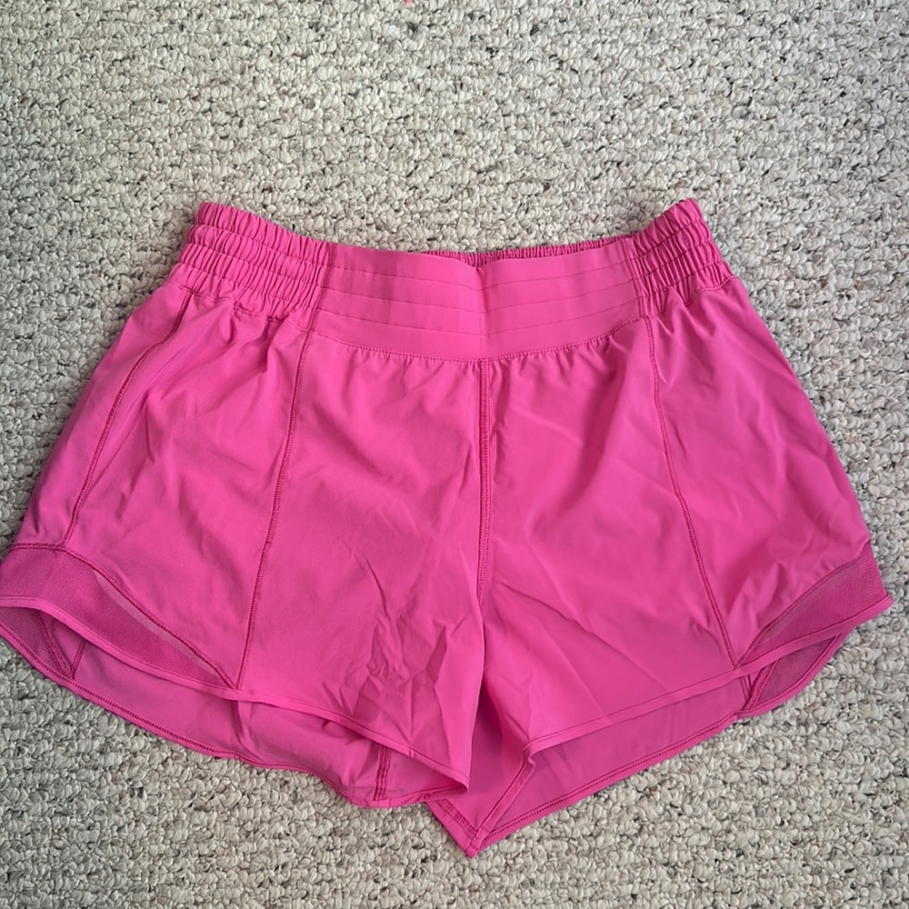 Lululemon Hotty Hot 4” *Lined* shorts
